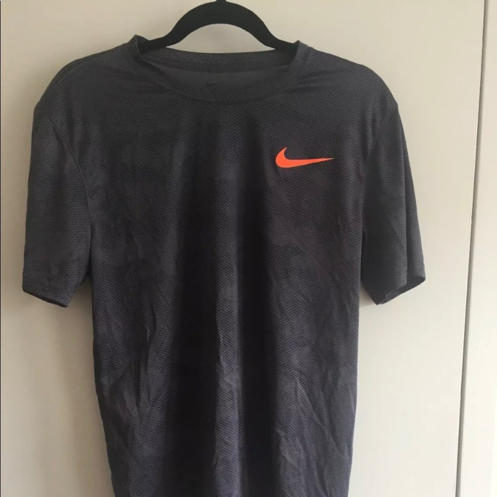nike dry fit tops men medium